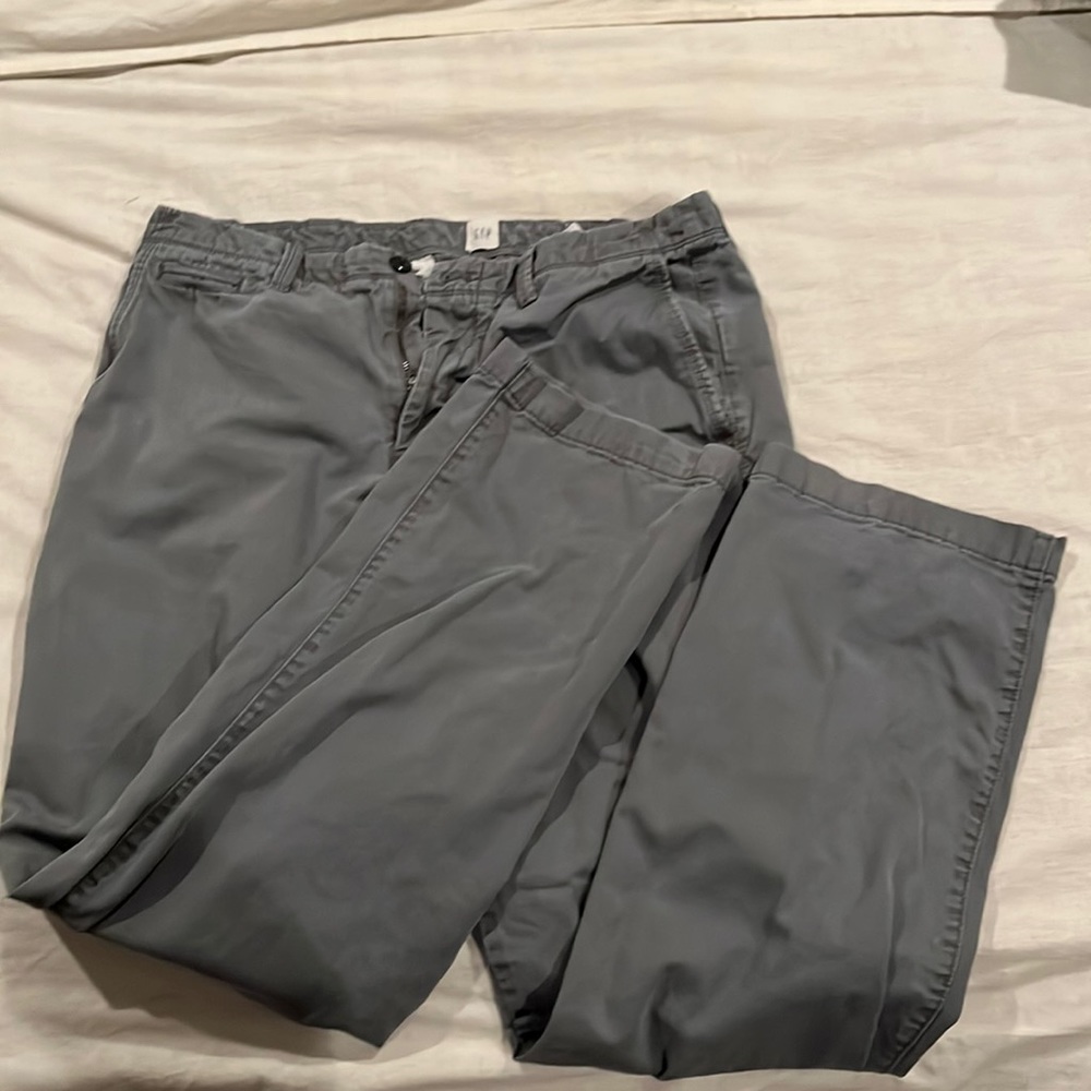 Old Navy Men’s Relaxed Fit Pants